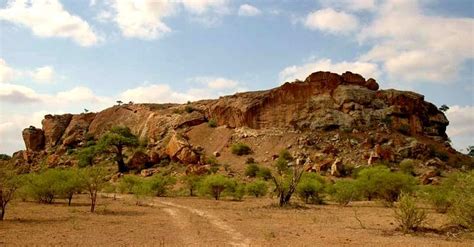  El Incendio de Mapungubwe: Un Evento Crucial en la Historia del Comercio y la Religión en el Sur de África